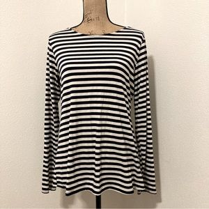Forever21 Black&White horizontal stripes Blouse L